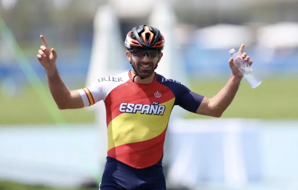 约翰, 编辑 约翰, 编辑