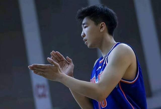 已经成为锋, 分钟内连中, 回归新疆的